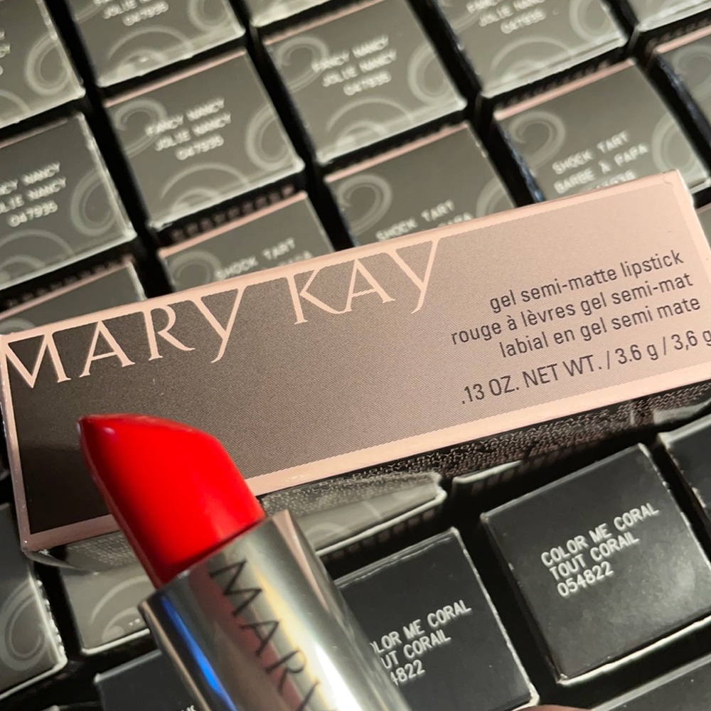 Mary Kay Gel Semi-Matte Lipstick-Poppy Please
